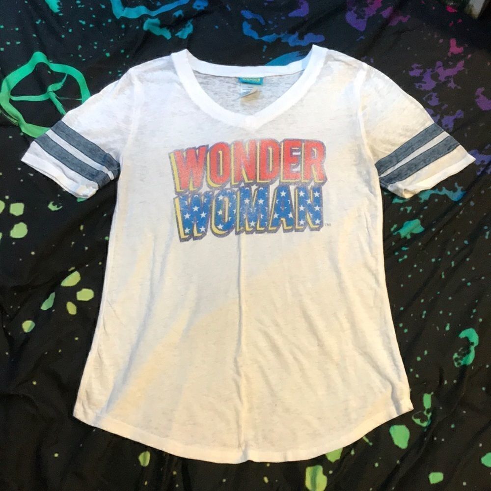 Wonder Woman T-Shirt Junior’s XS